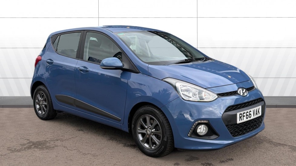 Hyundai i10 1.2 Premium 5dr Petrol Hatchback - Image 1