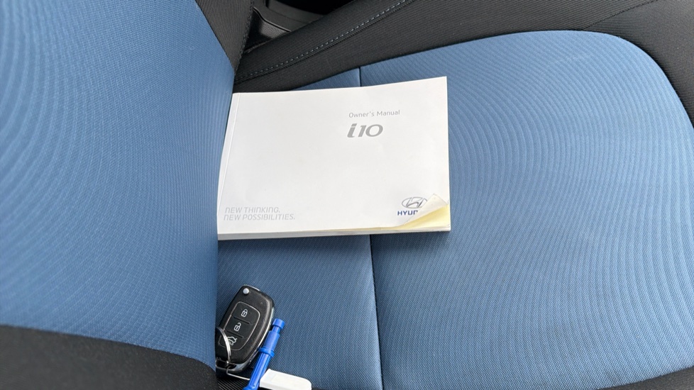 Hyundai i10 1.2 Premium 5dr Petrol Hatchback - Image 19