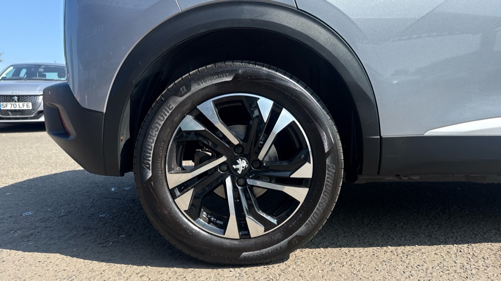 Peugeot 2008 100kW GT 50kWh 5dr Auto Electric Estate - Image 7