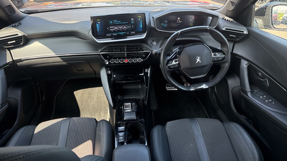 Peugeot 2008 100kW GT 50kWh 5dr Auto Electric Estate - Image 10