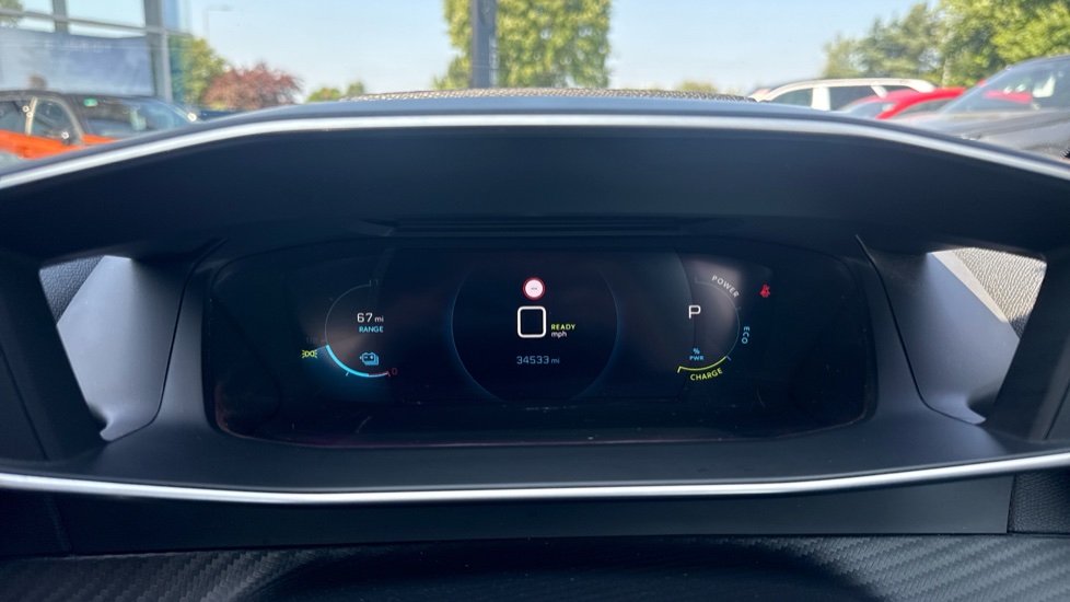 Peugeot 2008 100kW GT 50kWh 5dr Auto Electric Estate - Image 18