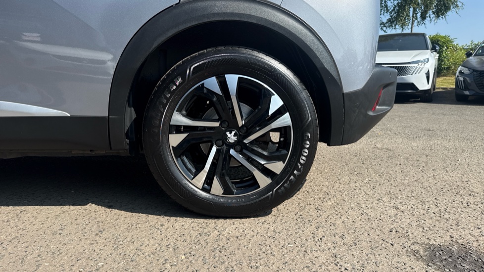 Peugeot 2008 100kW GT 50kWh 5dr Auto Electric Estate - Image 22