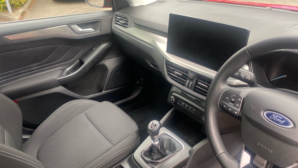 Ford Focus 1.0 EcoBoost Titanium 5dr Petrol Hatchback - Image 14