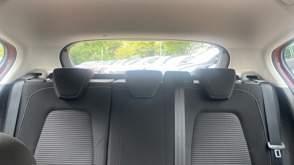 Ford Focus 1.0 EcoBoost Titanium 5dr Petrol Hatchback - Image 15