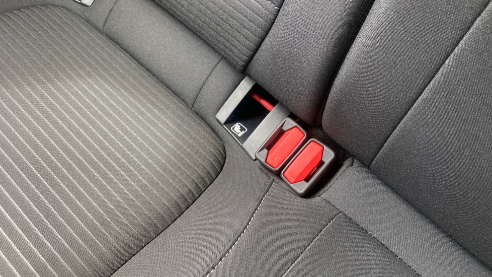 Ford Focus 1.0 EcoBoost Titanium 5dr Petrol Hatchback - Image 17