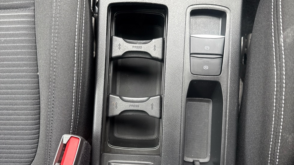 Ford Focus 1.0 EcoBoost Titanium 5dr Petrol Hatchback - Image 46