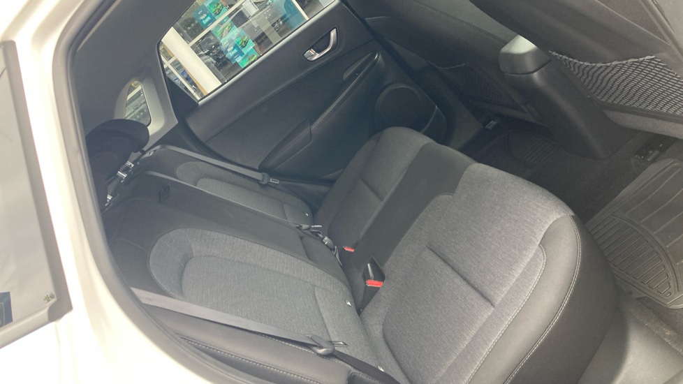 Hyundai KONA 100kW Premium 39kWh 5dr Auto Electric Hatchback - Image 16