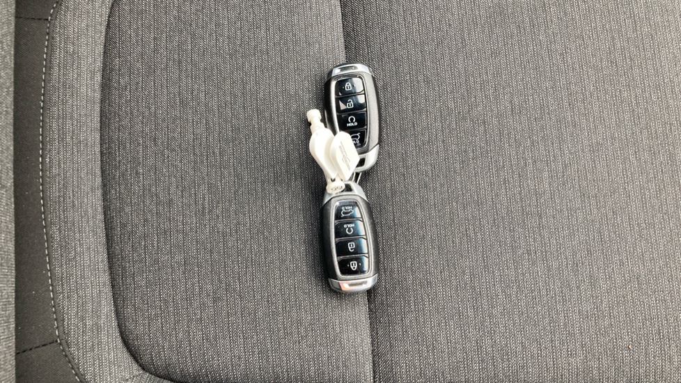 Hyundai KONA 100kW Premium 39kWh 5dr Auto Electric Hatchback - Image 20