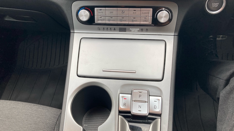 Hyundai KONA 100kW Premium 39kWh 5dr Auto Electric Hatchback - Image 37