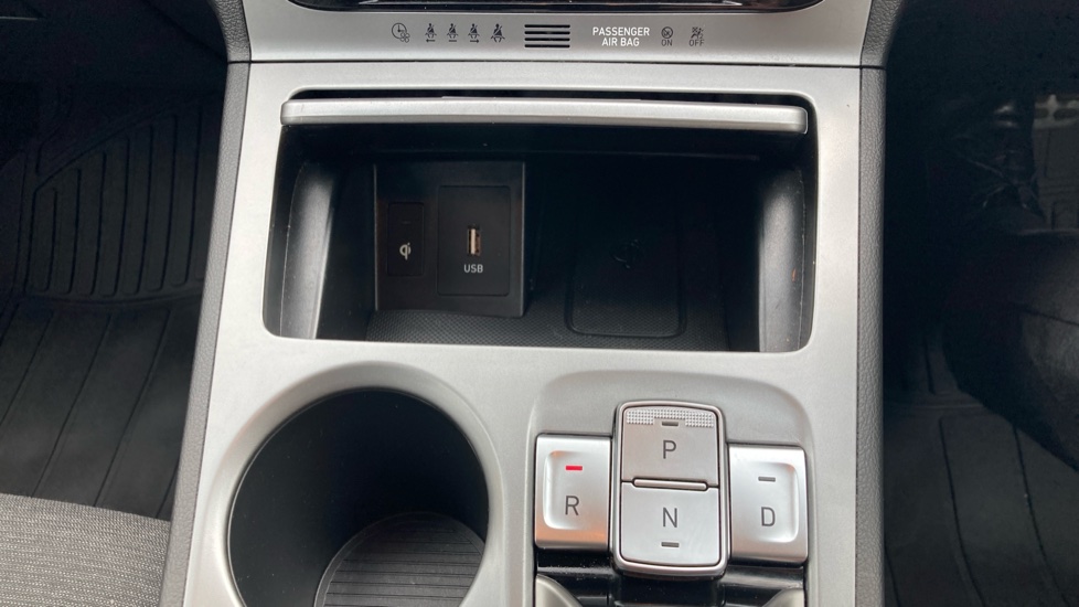 Hyundai KONA 100kW Premium 39kWh 5dr Auto Electric Hatchback - Image 38