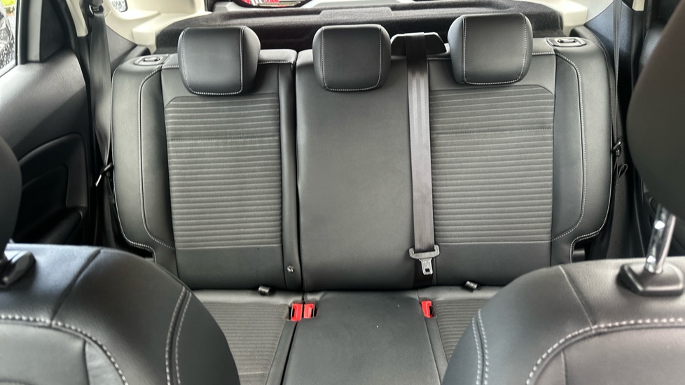 Ford EcoSport 1.0 EcoBoost 125 Titanium 5dr Petrol Hatchback - Image 15