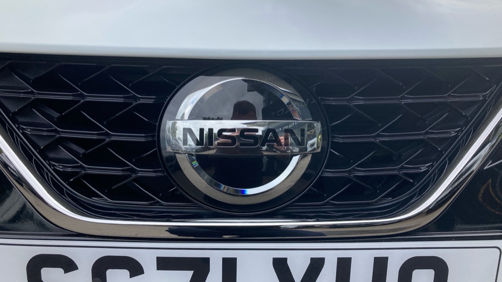 Nissan Micra 1.0 IG-T 92 Acenta 5dr CVT Petrol Hatchback - Image 27