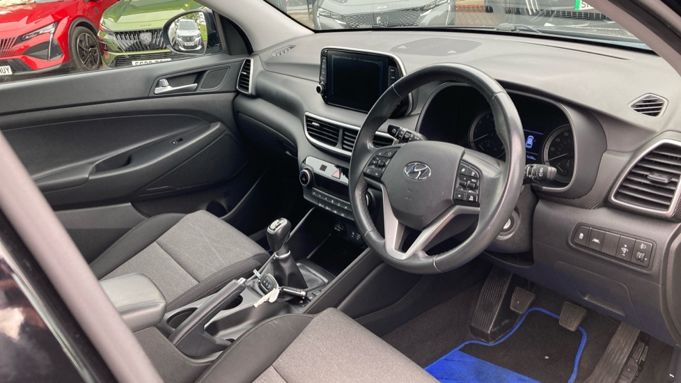 Hyundai TUCSON 1.6 GDi SE Nav 5dr 2WD Petrol Estate - Image 11