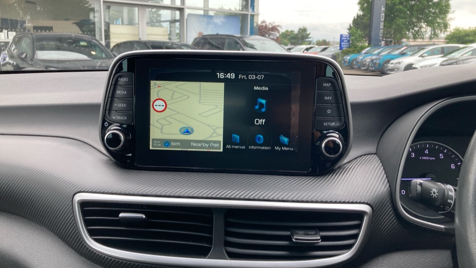 Hyundai TUCSON 1.6 GDi SE Nav 5dr 2WD Petrol Estate - Image 12