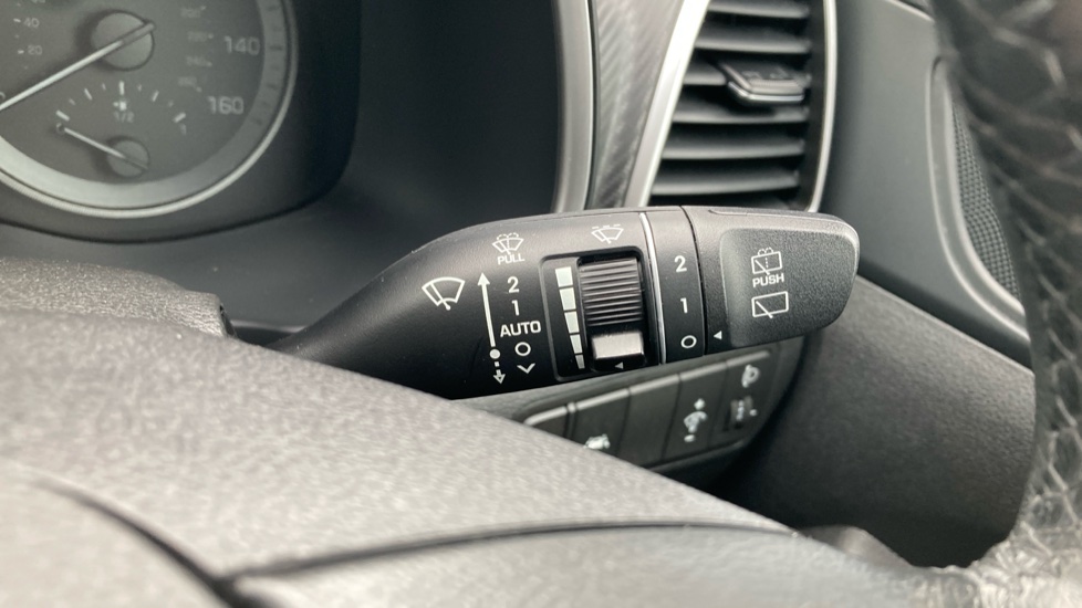 Hyundai TUCSON 1.6 GDi SE Nav 5dr 2WD Petrol Estate - Image 26