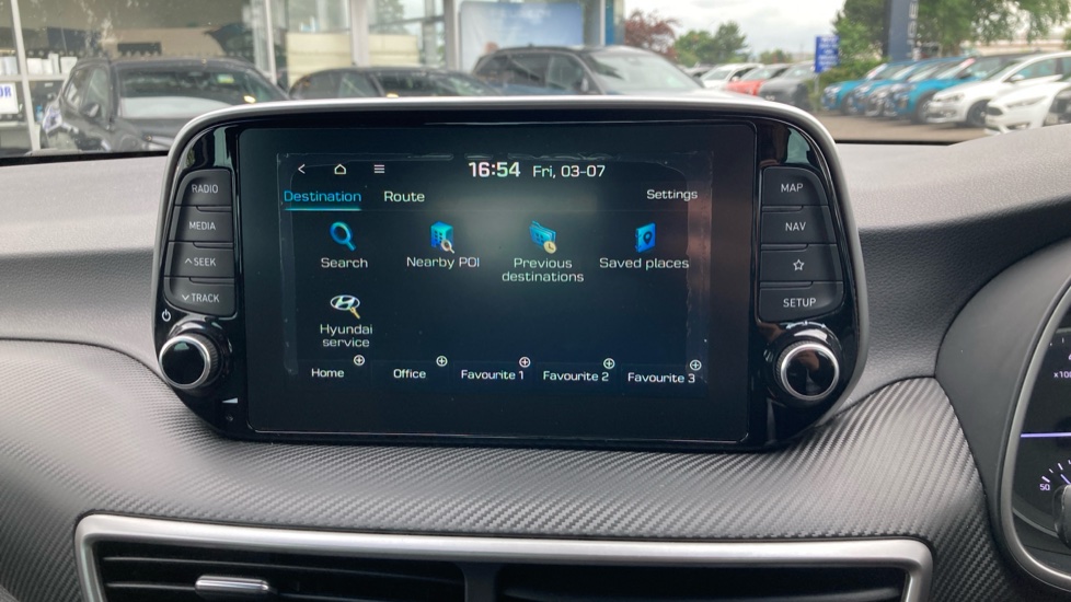 Hyundai TUCSON 1.6 GDi SE Nav 5dr 2WD Petrol Estate - Image 31