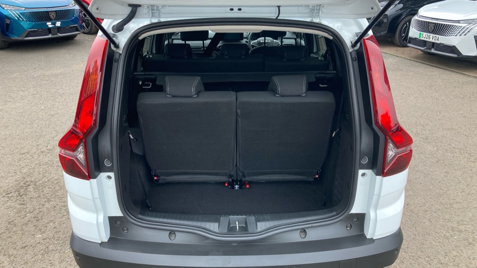 Dacia Jogger 1.6 HEV Expression 5dr Auto Hybrid Estate - Image 4