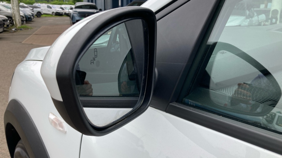 Dacia Jogger 1.6 HEV Expression 5dr Auto Hybrid Estate - Image 27