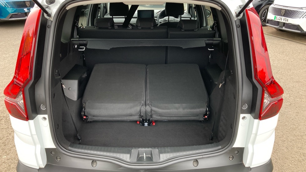 Dacia Jogger 1.6 HEV Expression 5dr Auto Hybrid Estate - Image 35