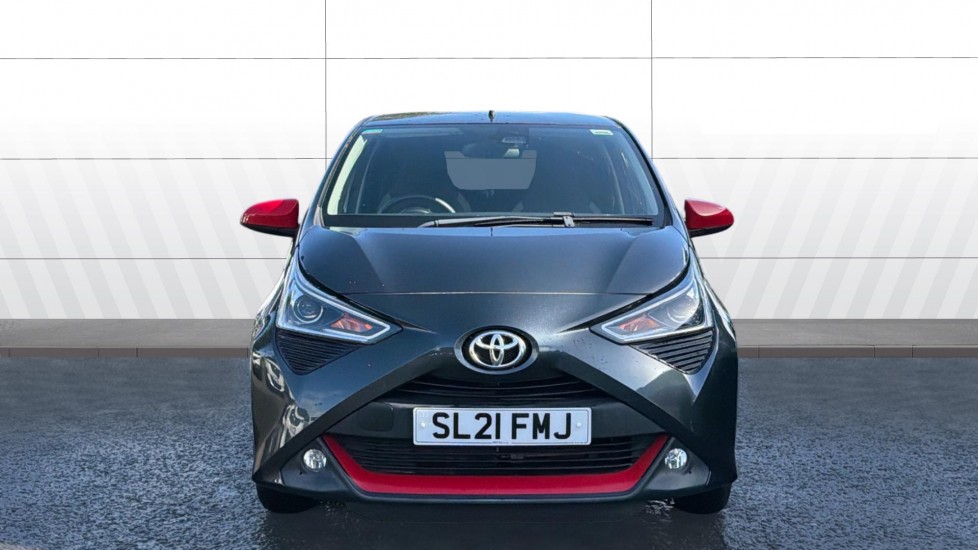 Toyota Aygo 1.0 VVT-i X-Trend TSS 5dr Petrol Hatchback - Image 3