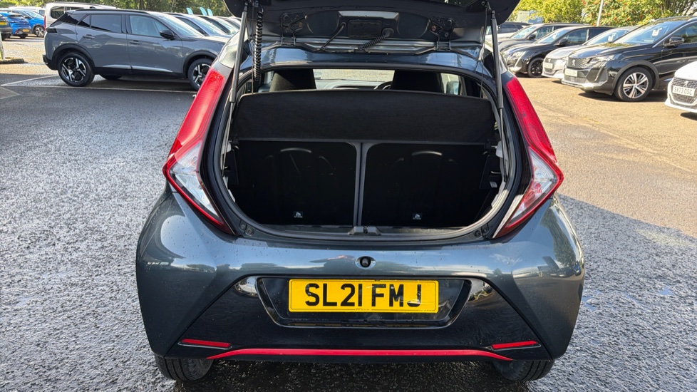 Toyota Aygo 1.0 VVT-i X-Trend TSS 5dr Petrol Hatchback - Image 4