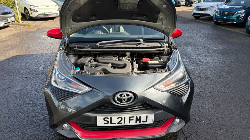 Toyota Aygo 1.0 VVT-i X-Trend TSS 5dr Petrol Hatchback - Image 8