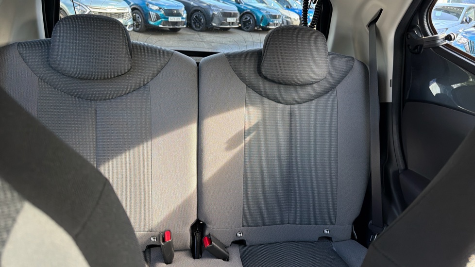 Toyota Aygo 1.0 VVT-i X-Trend TSS 5dr Petrol Hatchback - Image 15