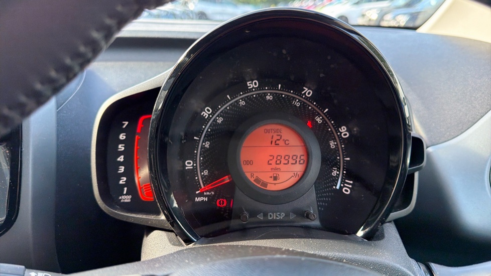 Toyota Aygo 1.0 VVT-i X-Trend TSS 5dr Petrol Hatchback - Image 18