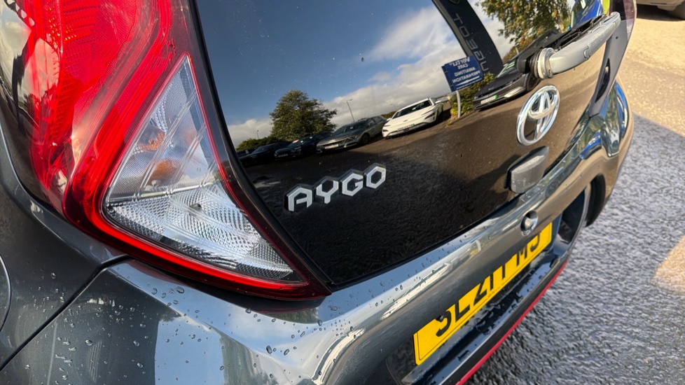 Toyota Aygo 1.0 VVT-i X-Trend TSS 5dr Petrol Hatchback - Image 36