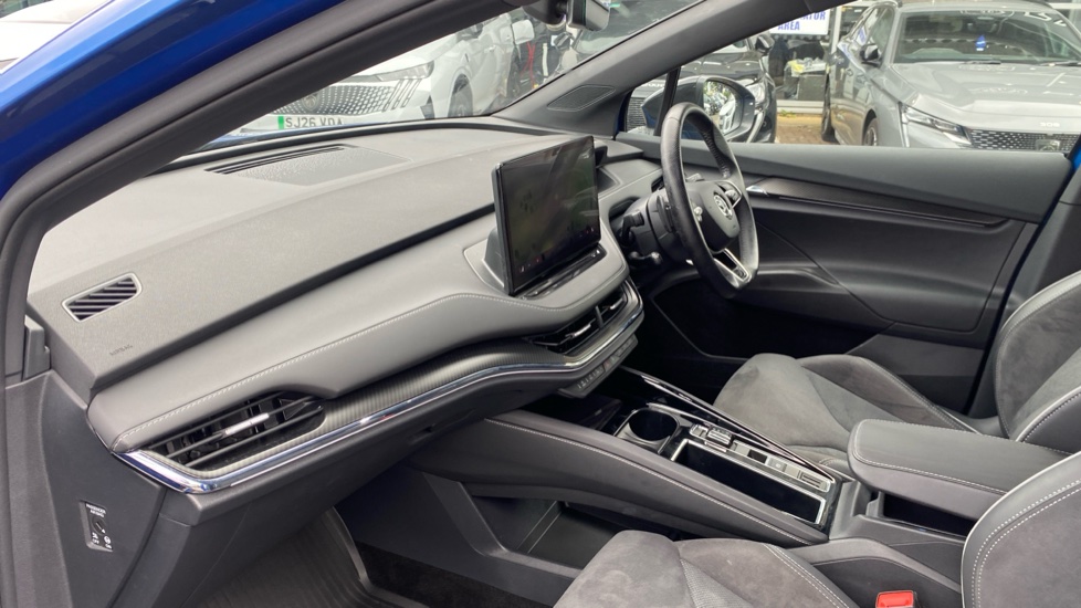 Skoda Enyaq 210kW 85x Sportline Plus 82kWh 4x4 5dr Auto Electric Estate - Image 9