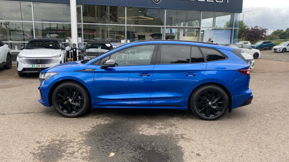 Skoda Enyaq 210kW 85x Sportline Plus 82kWh 4x4 5dr Auto Electric Estate - Image 24