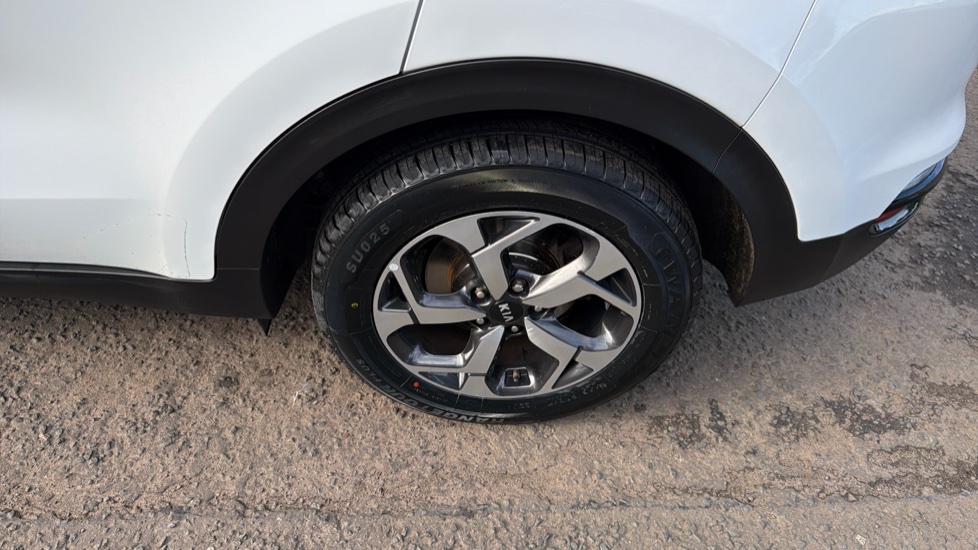 Kia Sportage 1.6 GDi ISG 2 5dr Petrol Estate - Image 28