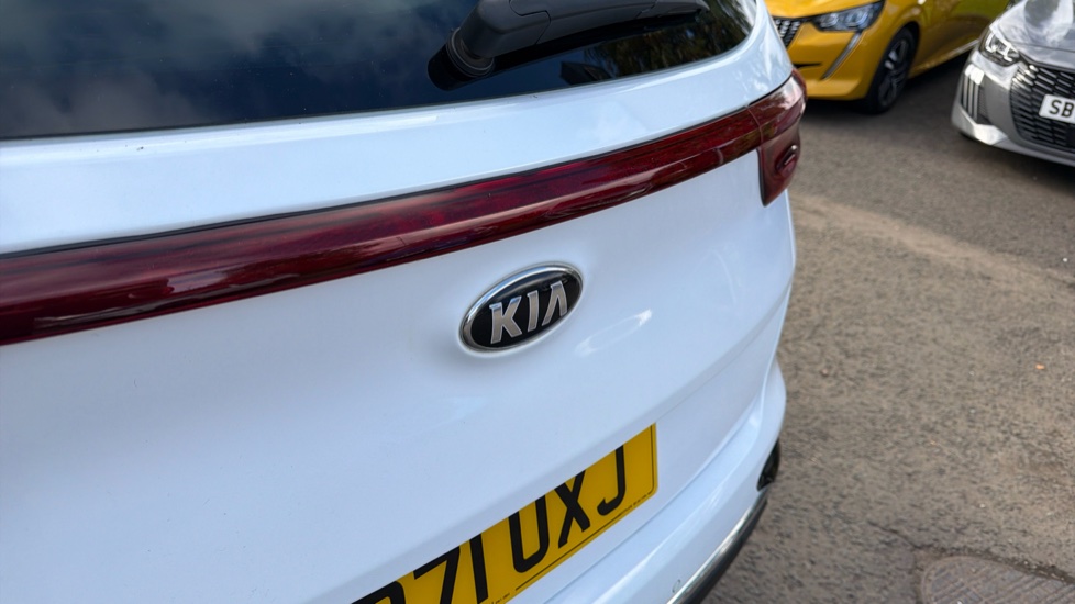 Kia Sportage 1.6 GDi ISG 2 5dr Petrol Estate - Image 31