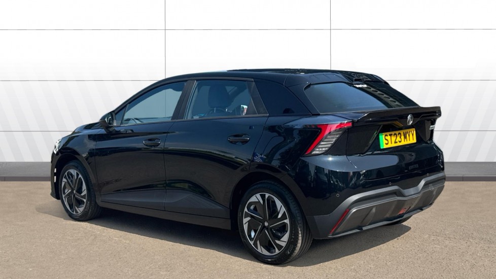 MG MG4 150kW SE EV Long Range 64kWh 5dr Auto Electric Hatchback - Image 2