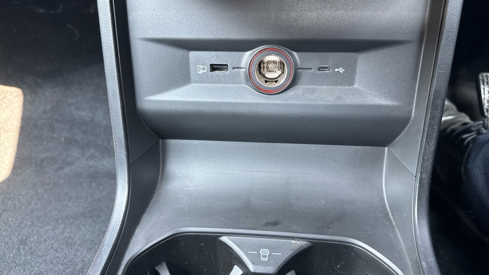 MG MG4 150kW SE EV Long Range 64kWh 5dr Auto Electric Hatchback - Image 39