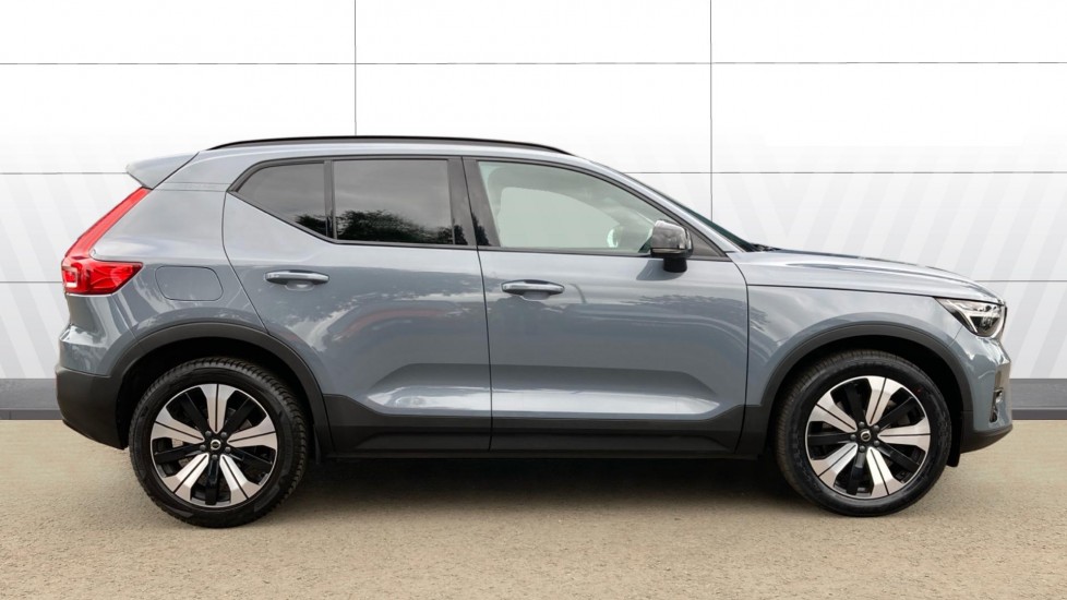 Volvo XC40 1.5 T5 Recharge PHEV Ultimate Dark 5dr Auto Estate - Image 5