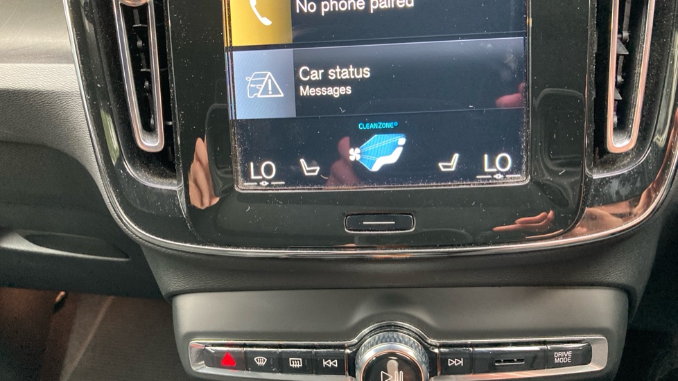 Volvo XC40 1.5 T5 Recharge PHEV Ultimate Dark 5dr Auto Estate - Image 33