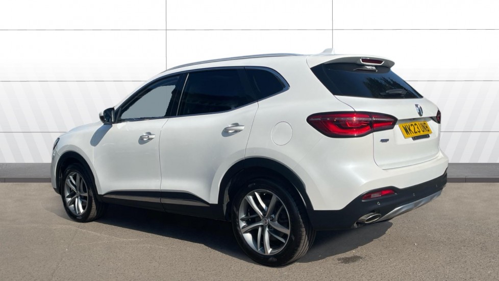 MG HS 1.5 T-GDI Exclusive 5dr DCT Petrol Hatchback - Image 2
