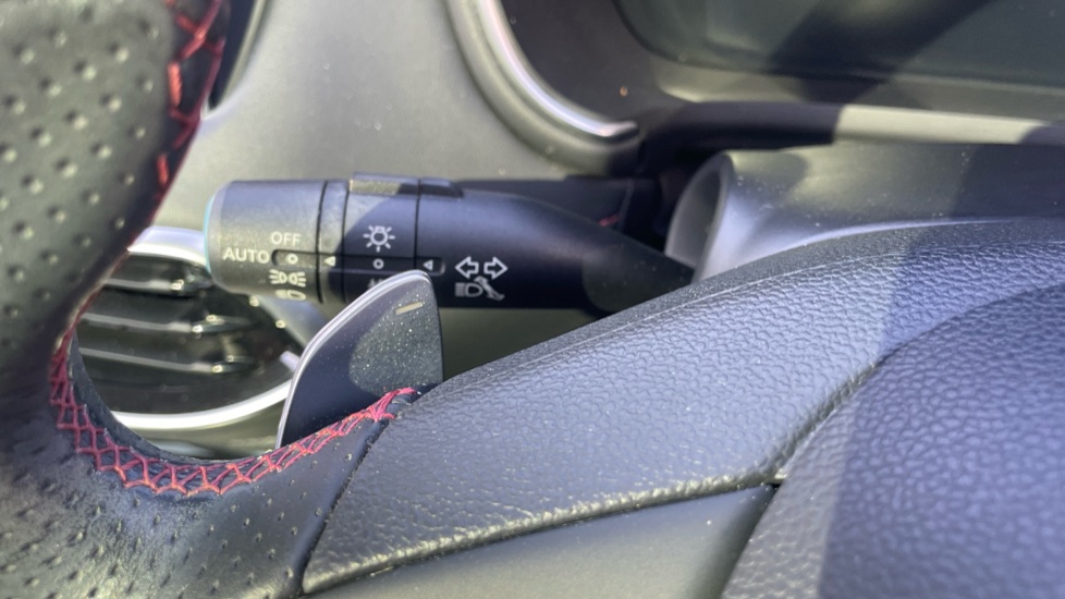 MG HS 1.5 T-GDI Exclusive 5dr DCT Petrol Hatchback - Image 26