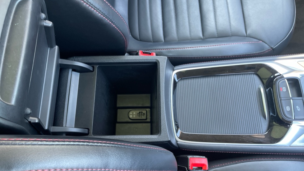 MG HS 1.5 T-GDI Exclusive 5dr DCT Petrol Hatchback - Image 45