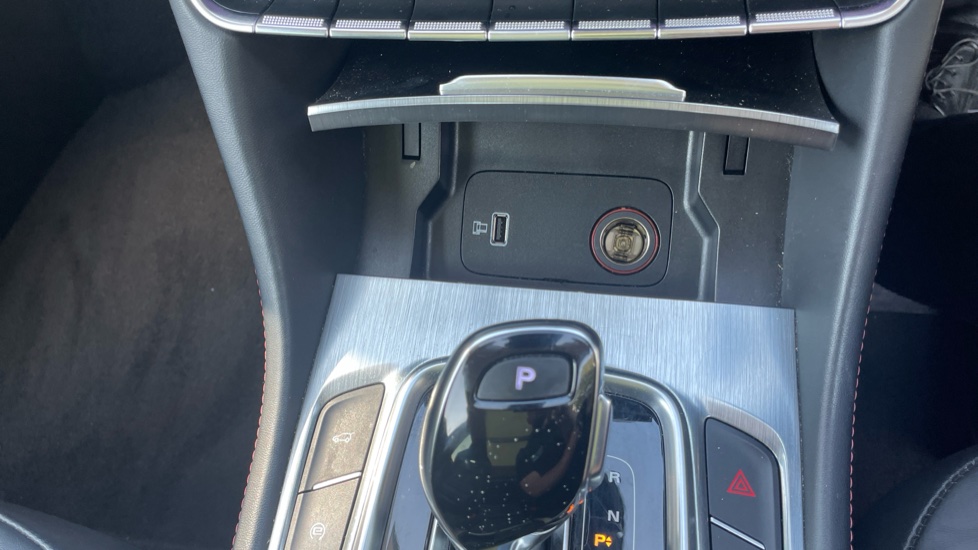 MG HS 1.5 T-GDI Exclusive 5dr DCT Petrol Hatchback - Image 46