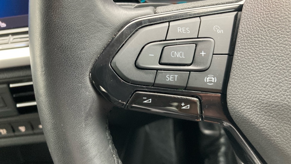 Ford Tourneo Connect 1.5 EcoBoost Titanium 5dr Auto [7 seat] Petrol Estate - Image 28