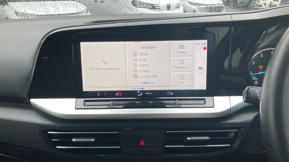 Ford Tourneo Connect 1.5 EcoBoost Titanium 5dr Auto [7 seat] Petrol Estate - Image 35