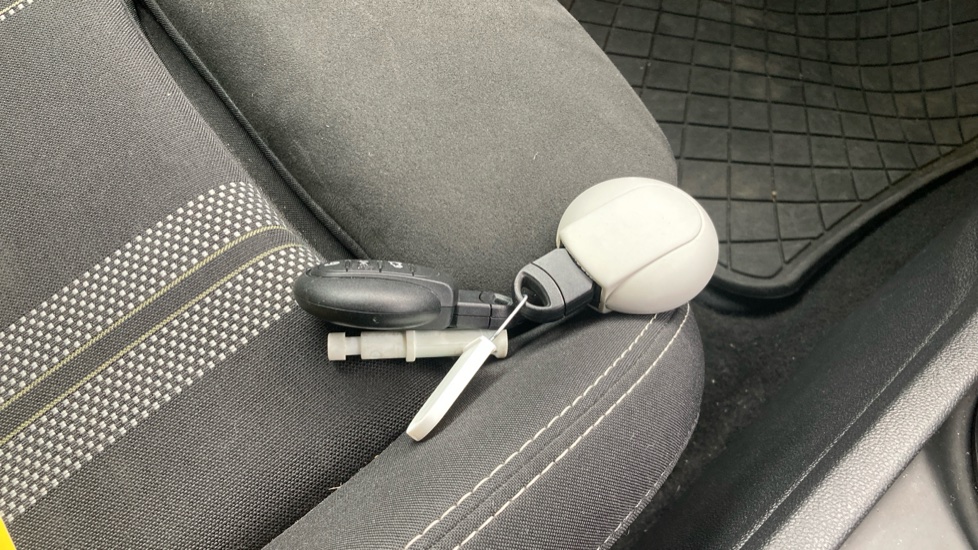 MINI Clubman 1.5 Cooper Sport 6dr Auto Petrol Estate - Image 20