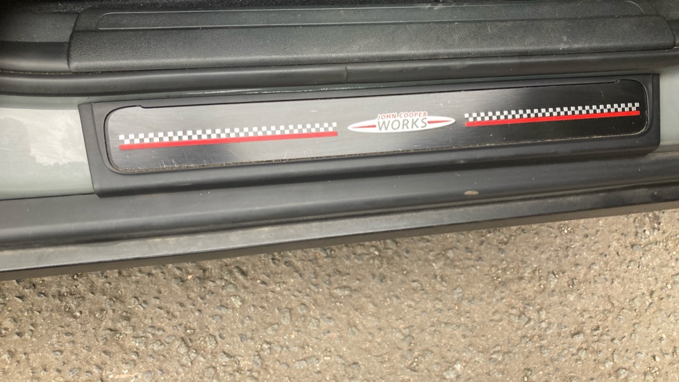 MINI Clubman 1.5 Cooper Sport 6dr Auto Petrol Estate - Image 38