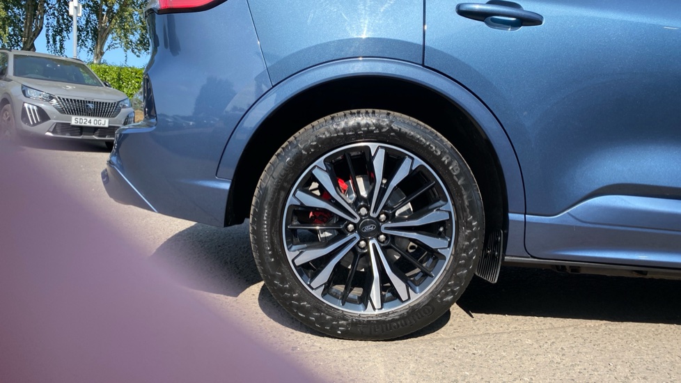 Ford Kuga 2.5 PHEV ST-Line X Edition 5dr CVT Estate - Image 7