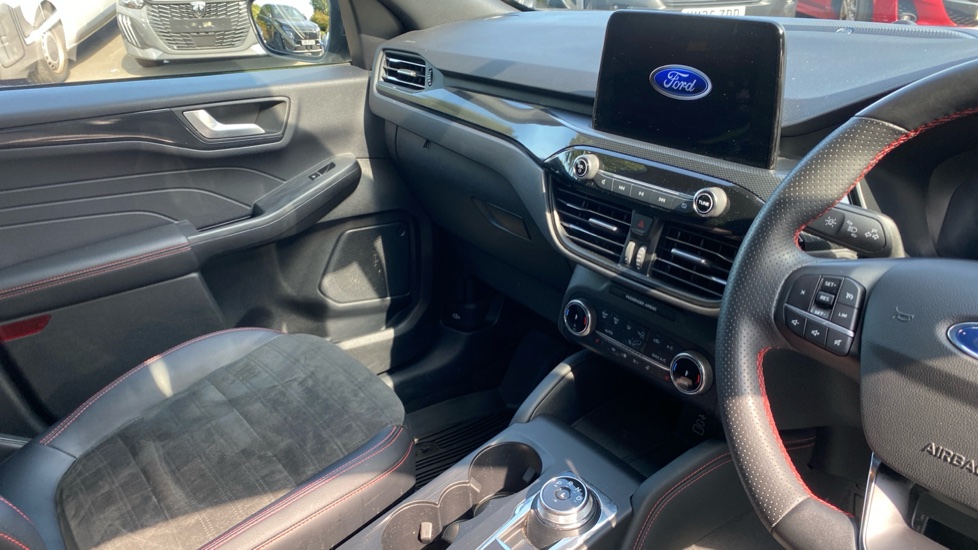 Ford Kuga 2.5 PHEV ST-Line X Edition 5dr CVT Estate - Image 14