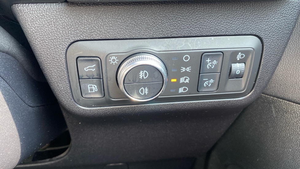 Ford Kuga 2.5 PHEV ST-Line X Edition 5dr CVT Estate - Image 22