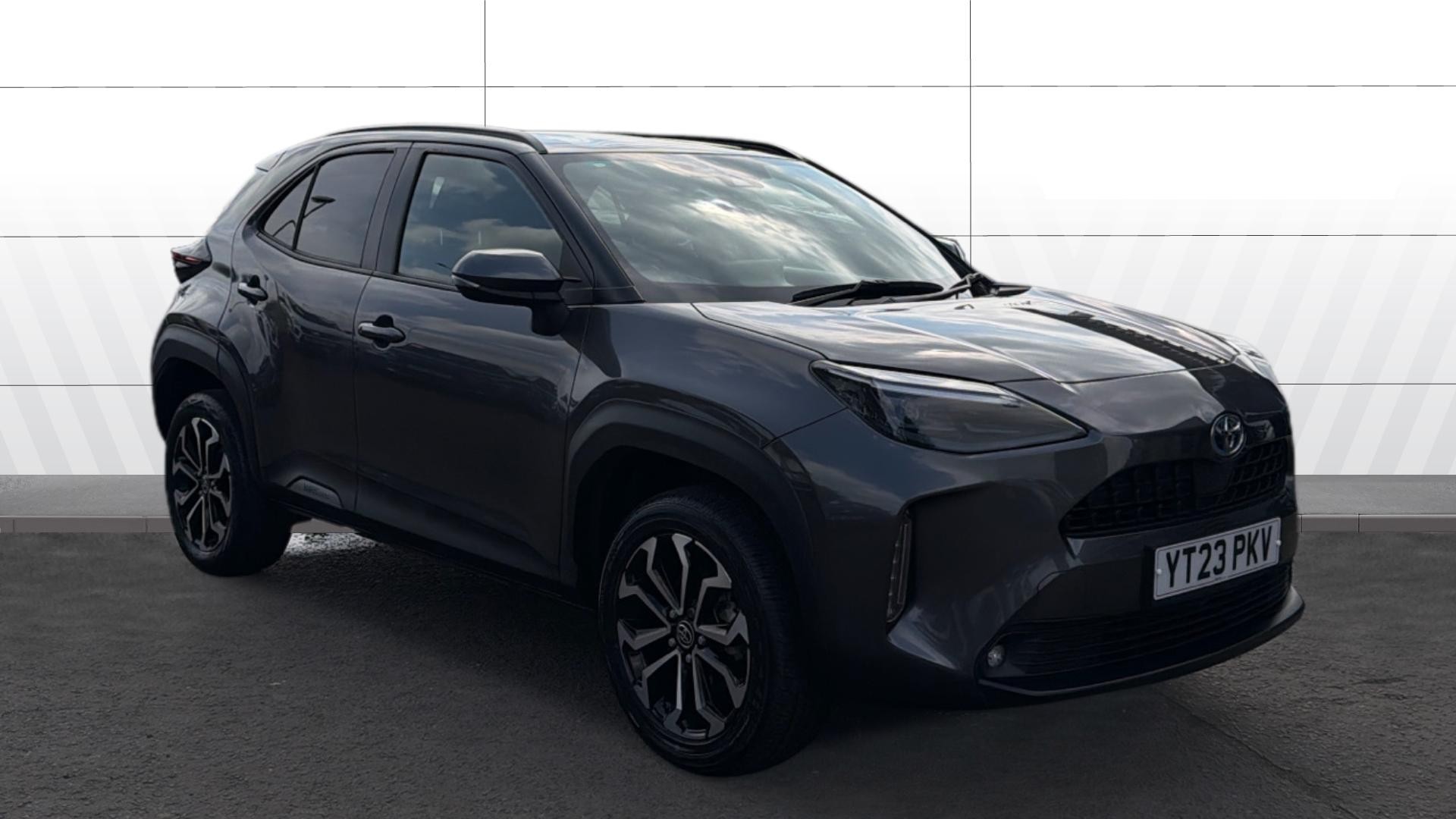 Toyota Yaris Cross listing photo