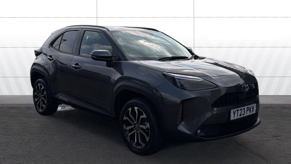 Toyota Yaris Cross 1.5 Hybrid Design 5dr CVT Hybrid Estate - Image 1